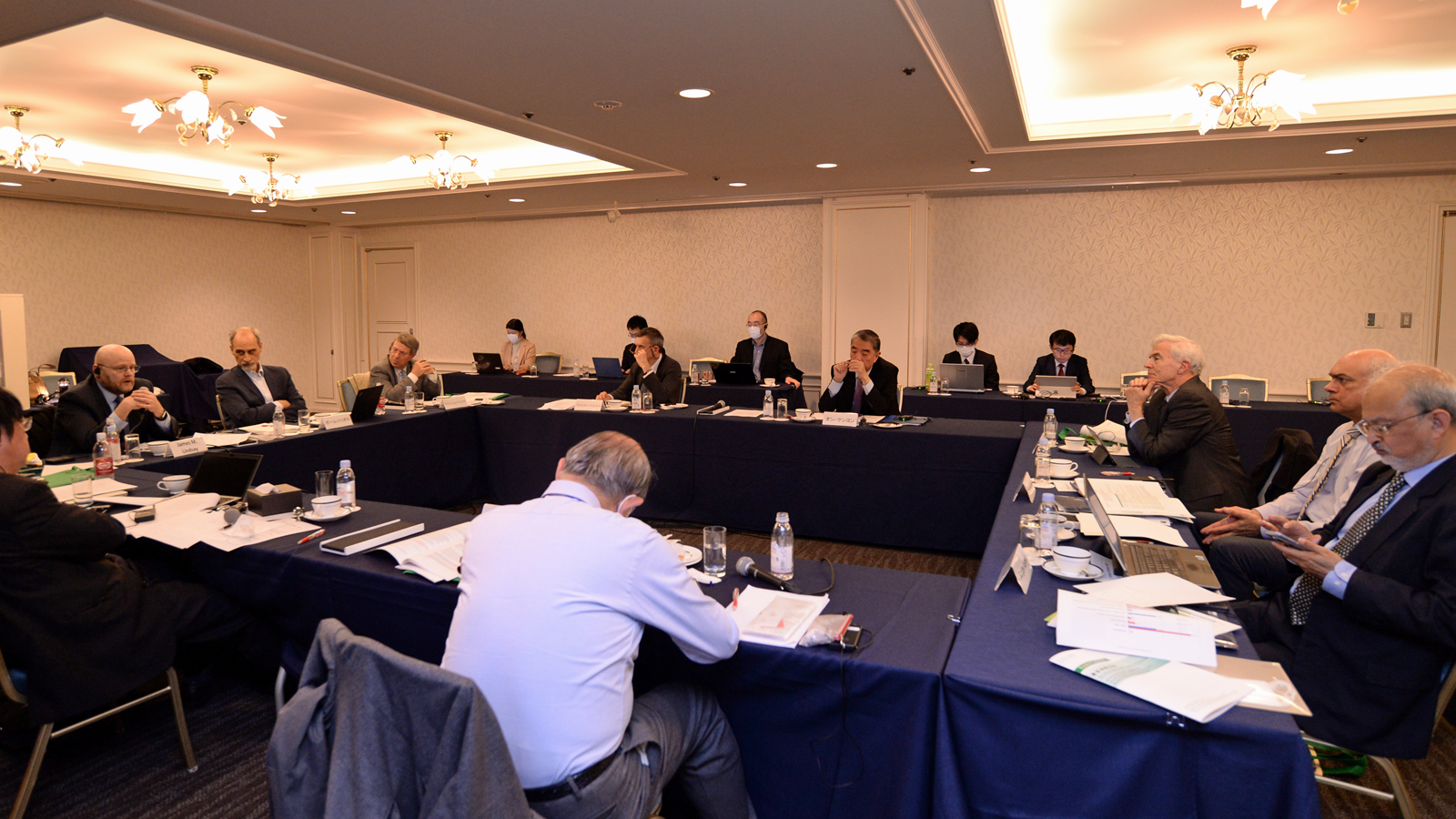 <small>「米中対立の行方とアメリカ大統領選をどう考えるか」<br> ～非公開会議１（２月28日）報告～</small>